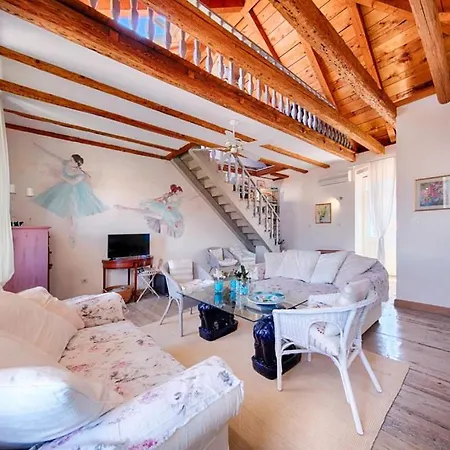 Ferienhaus Turquoise House Kut *