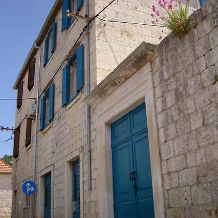 Holiday home Turquoise House Kut *